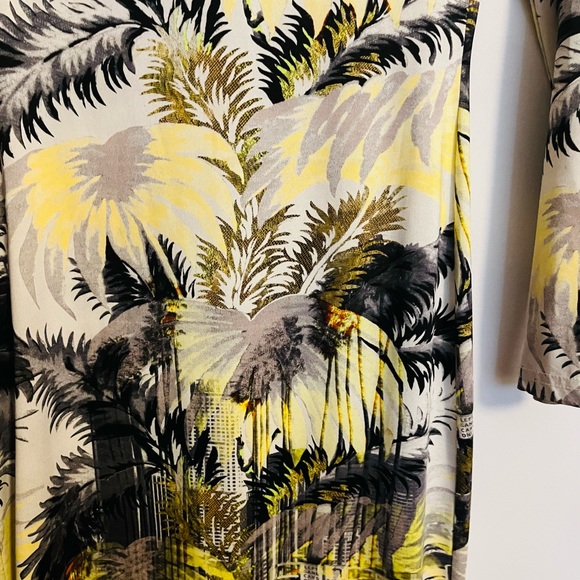 Topshop Tube dress . Just past knee. Really flattering and comfortable - Picture 3 of 3